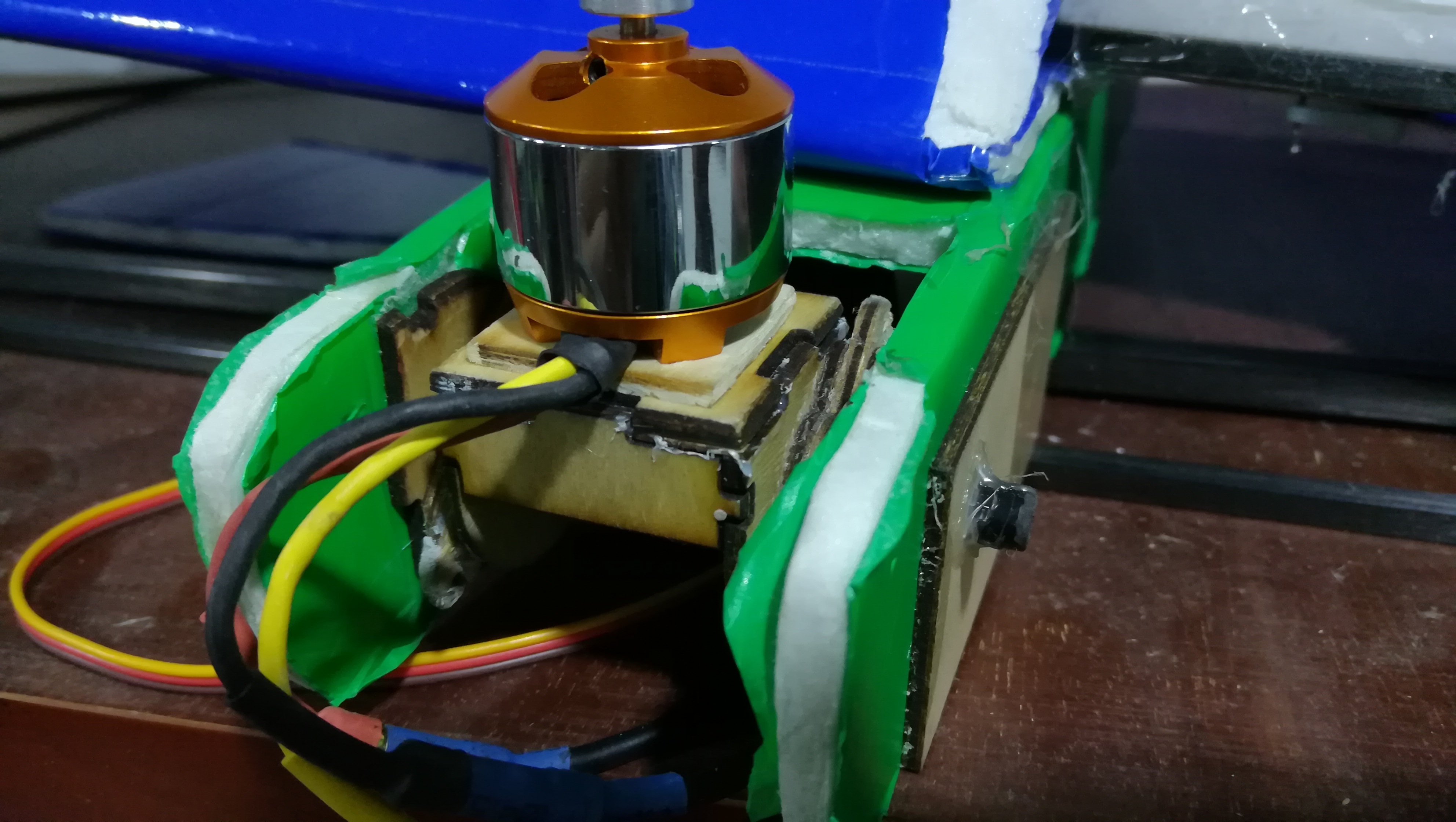 图15 在电机下增加一层垫片